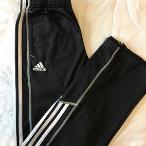 Woman’s Adidas Sweatpants